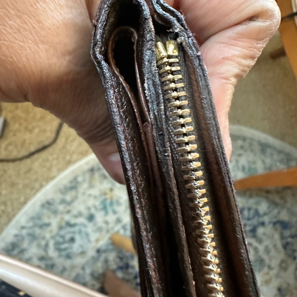 LV bifold wallet - Picture 3 of 16